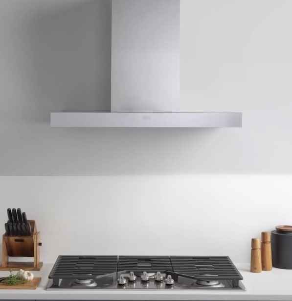 vent hood and cooking range
